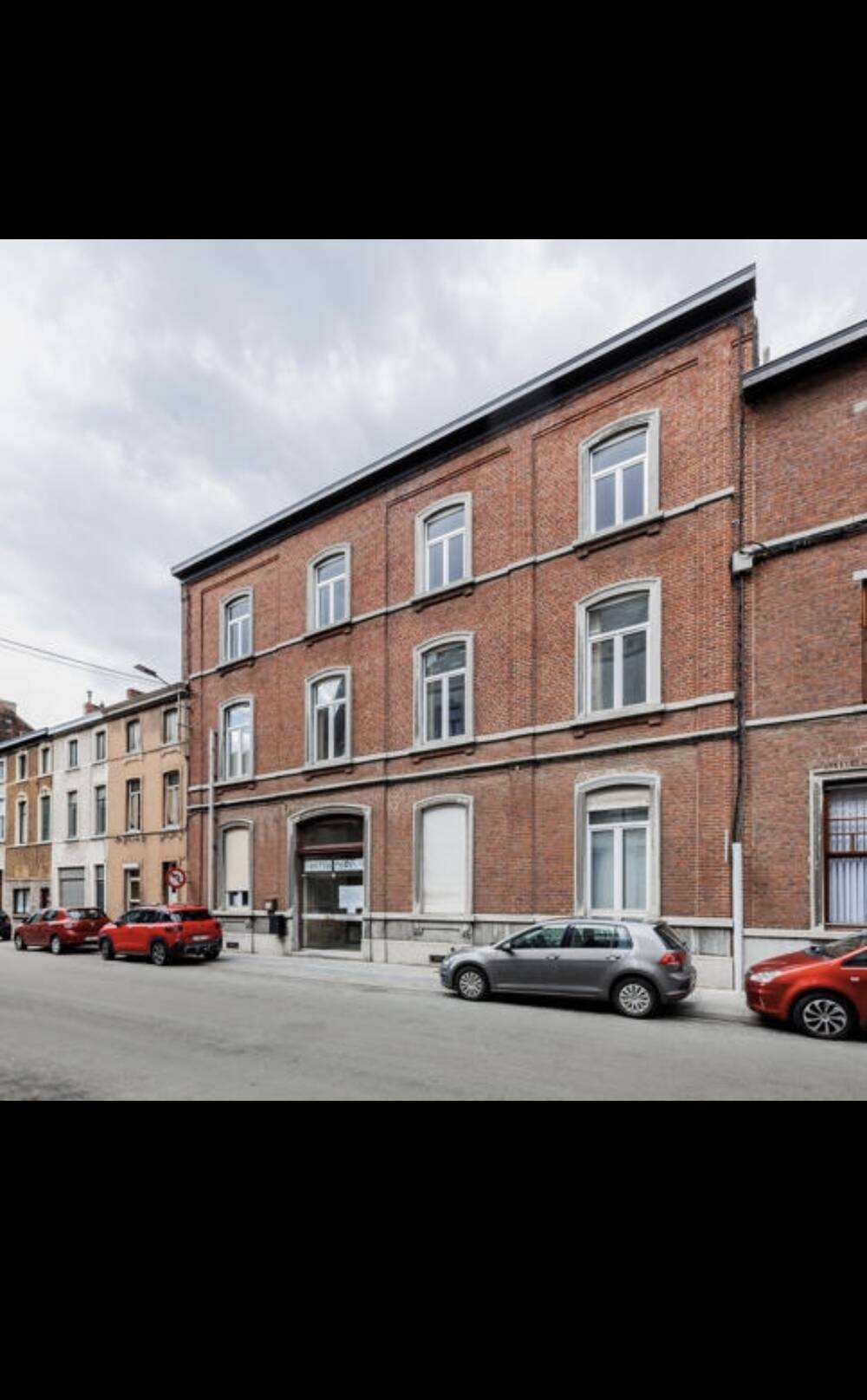Commerce à louer à Gosselies 6041 2500.00€ chambres m² - annonce 523233