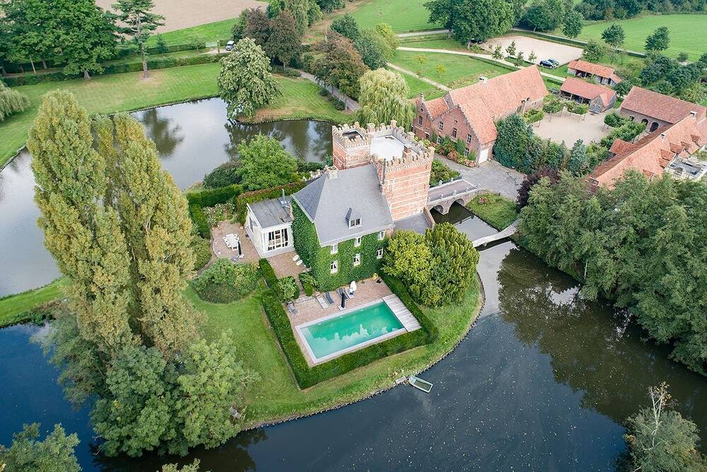 Kasteel te koop in Stevoort 3512 1750000.00€ slaapkamers 517.00m² - Zoekertje 523060