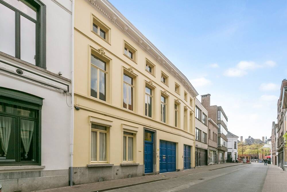 Handelszaak te koop in Sint-Niklaas 9100 419000.00€ 6 slaapkamers 680.00m² - Zoekertje 523108