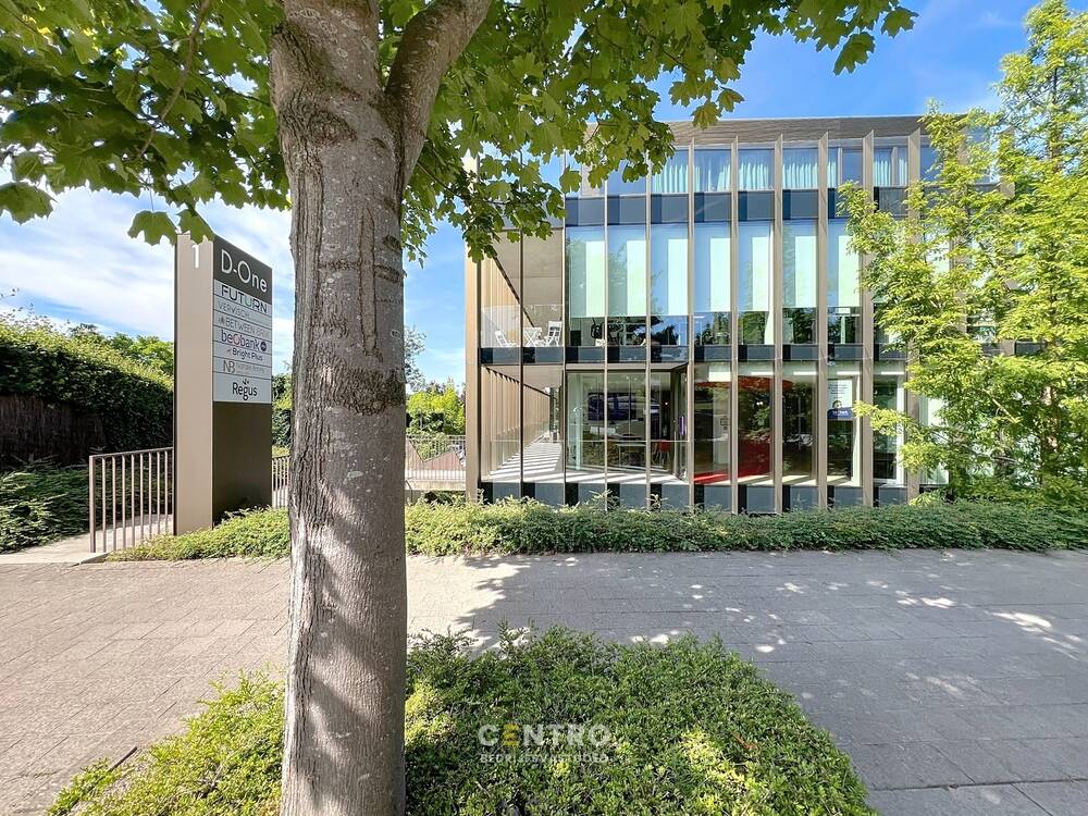 Commerce à louer à Courtrai 8500 0.00€ chambres 175.00m² - annonce 523173