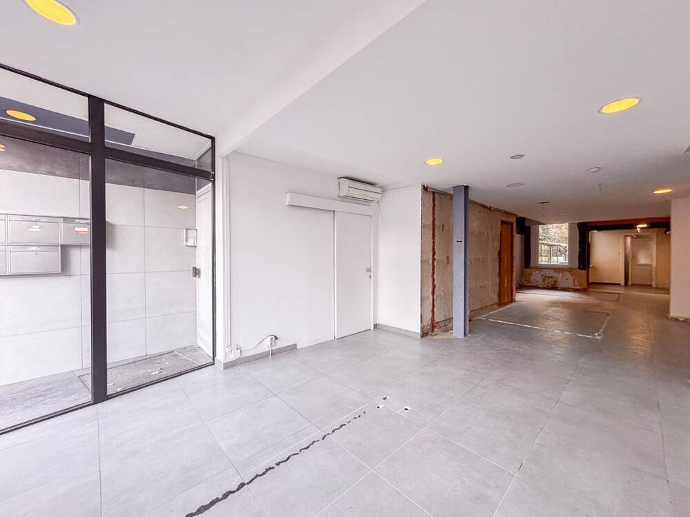 Commerce à louer à Wilrijk 2610 1300.00€ chambres 95.00m² - annonce 523319