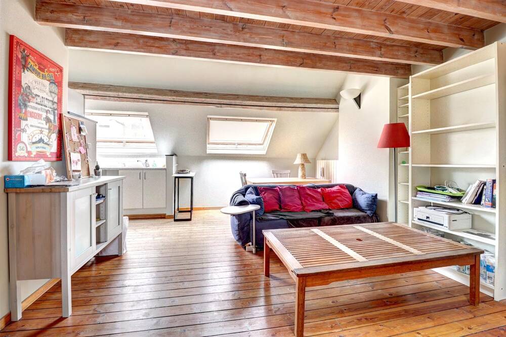 Penthouse te in Etterbeek 1040 990.00€ 2 slaapkamers 65.00m² - Zoekertje 523272