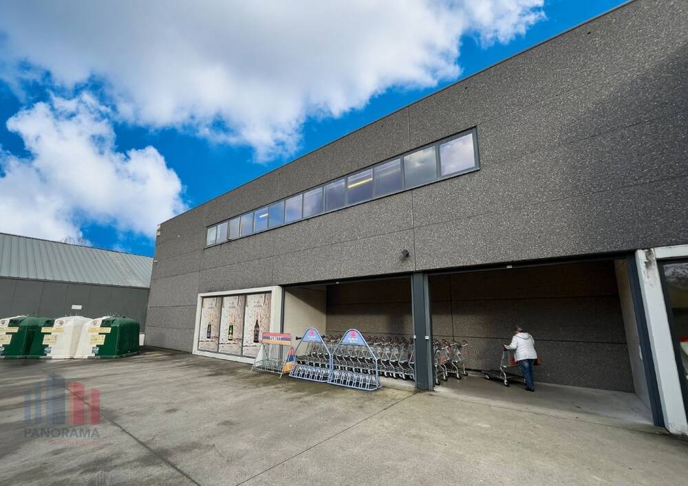 Commerce à louer à Melle 9090 2106.00€ chambres 266.00m² - annonce 523145