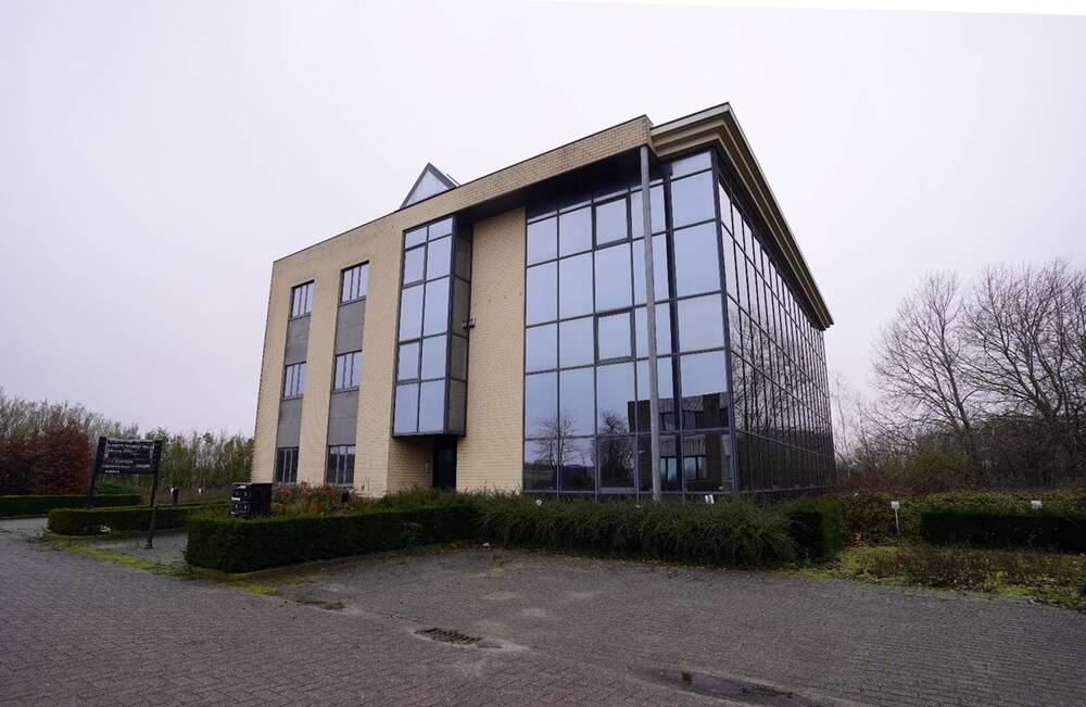 Commerce à louer à Zaventem 1930 3260.00€ chambres 1500.00m² - annonce 523402