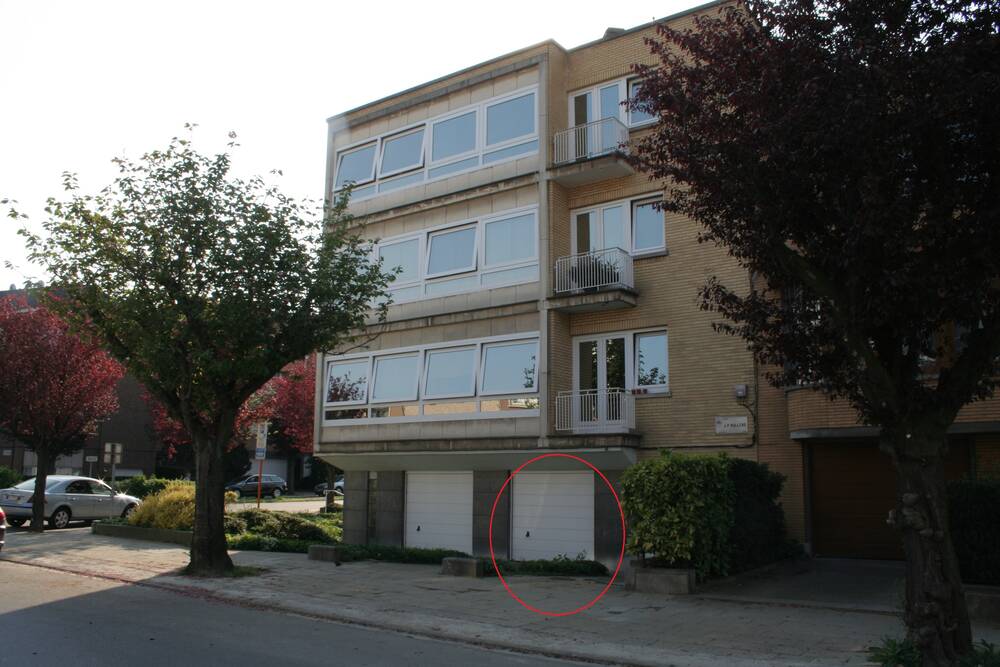 Box à louer à Woluwe-Saint-Lambert 1200 140.00€ chambres m² - annonce 523987