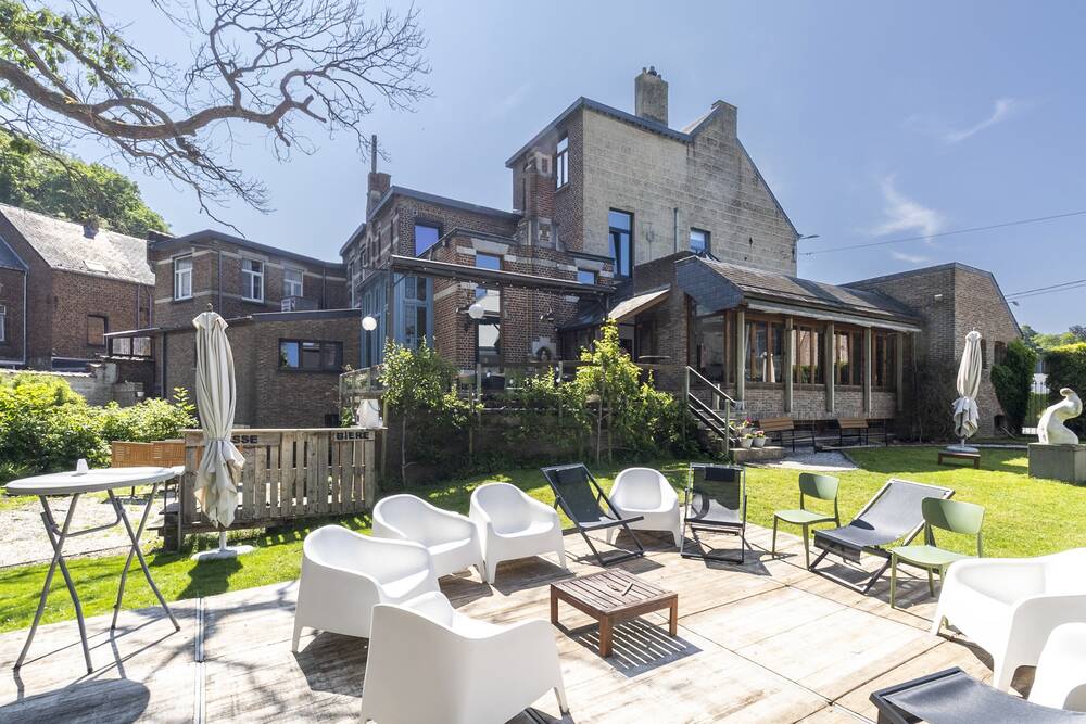 Handelszaak te koop in Walcourt 5650 990000.00€ slaapkamers 750.00m² - Zoekertje 524477