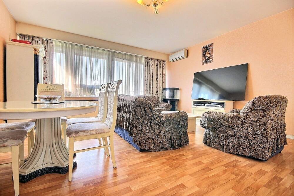 Appartement te koop in Sint-Jans-Molenbeek 1080 185000.00€ 2 slaapkamers 101.00m² - Zoekertje 524546