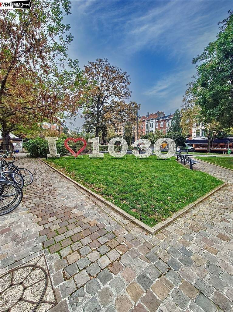 Appartement te koop in Brussel 1000 210000.00€ 2 slaapkamers 76.00m² - Zoekertje 528275