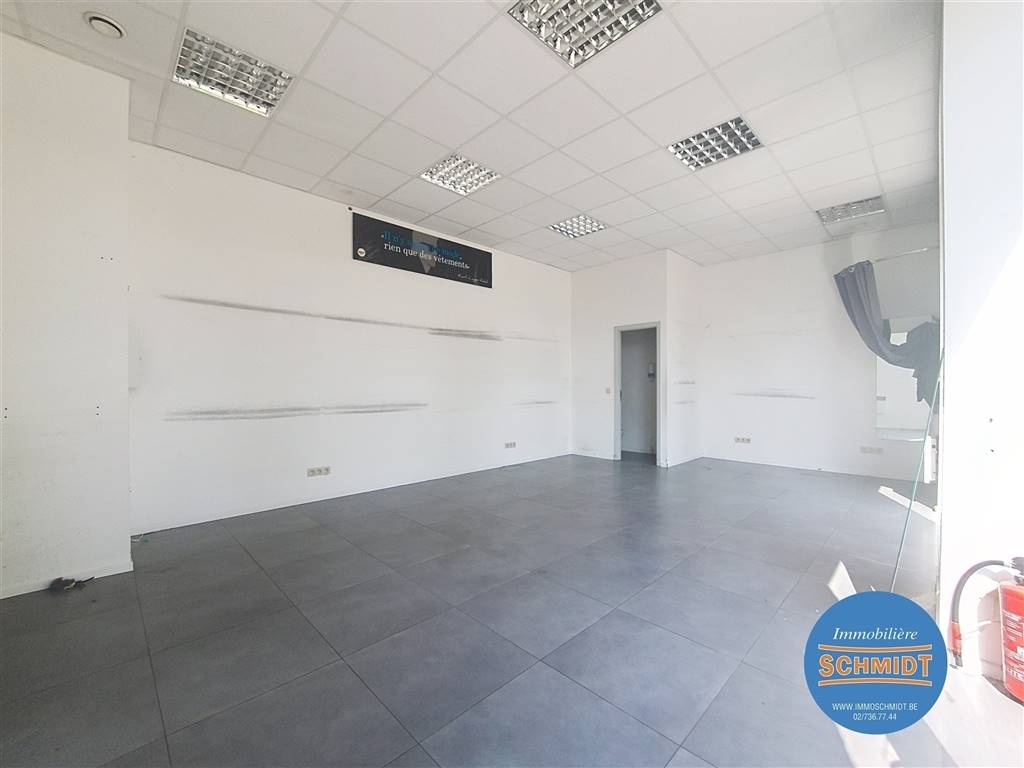 Commerce à à Evere 1140 1090.00€ chambres 45.00m² - annonce 527516