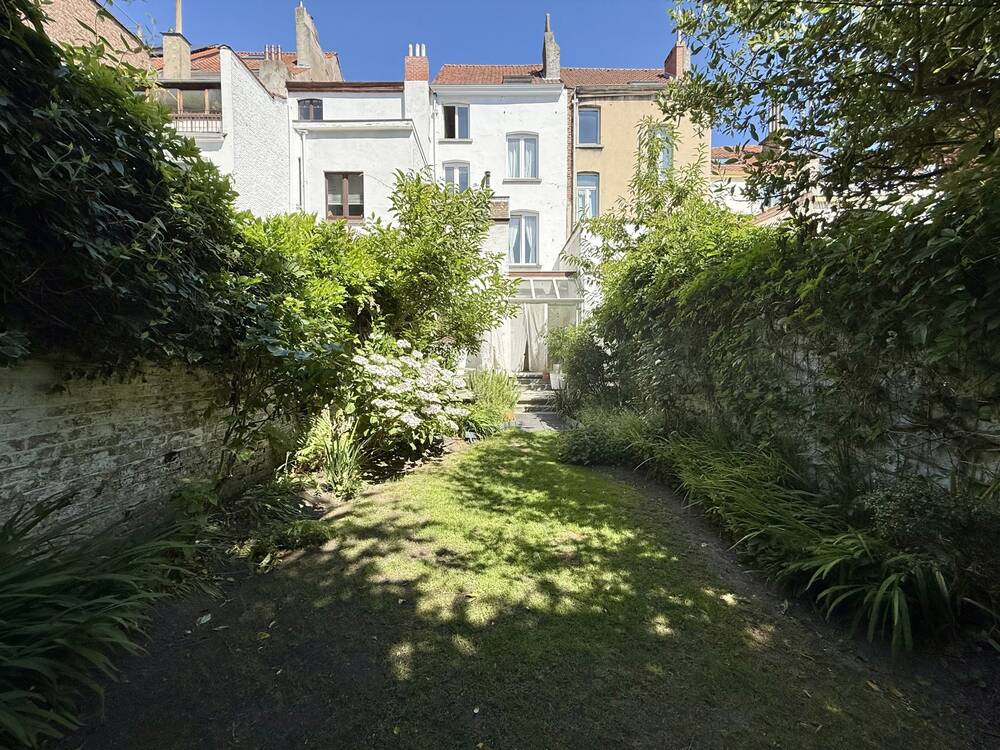 Maison à louer à Woluwe-Saint-Lambert 1200 2850.00€ 6 chambres 200.00m² - annonce 528240