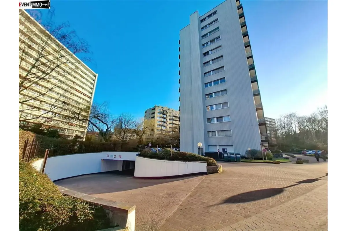 Parking / garage à vendre à Evere 1140 30000.00€  chambres m² - annonce 528274