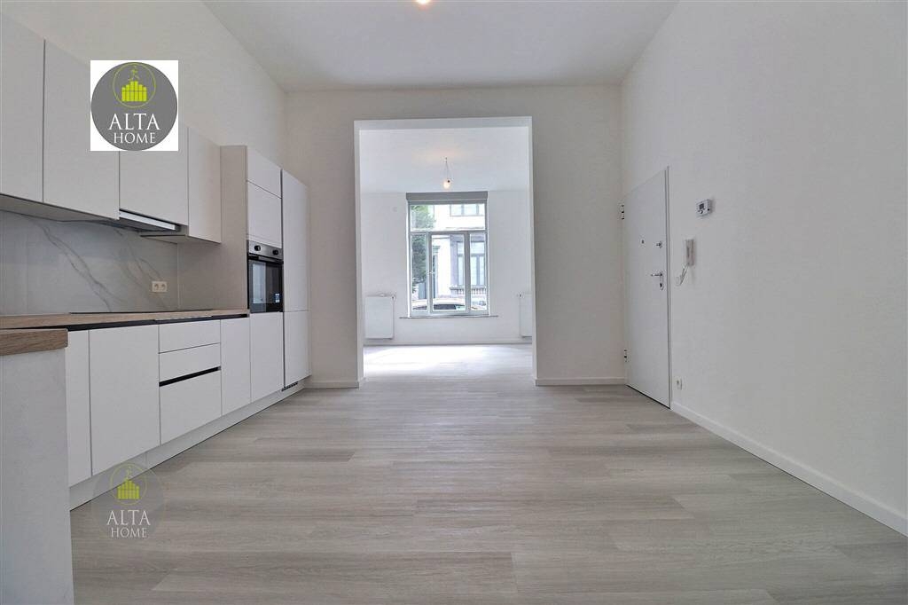 Appartement te  in Brussel 1000 1950.00€ 3 slaapkamers 140.00m² - Zoekertje 527069