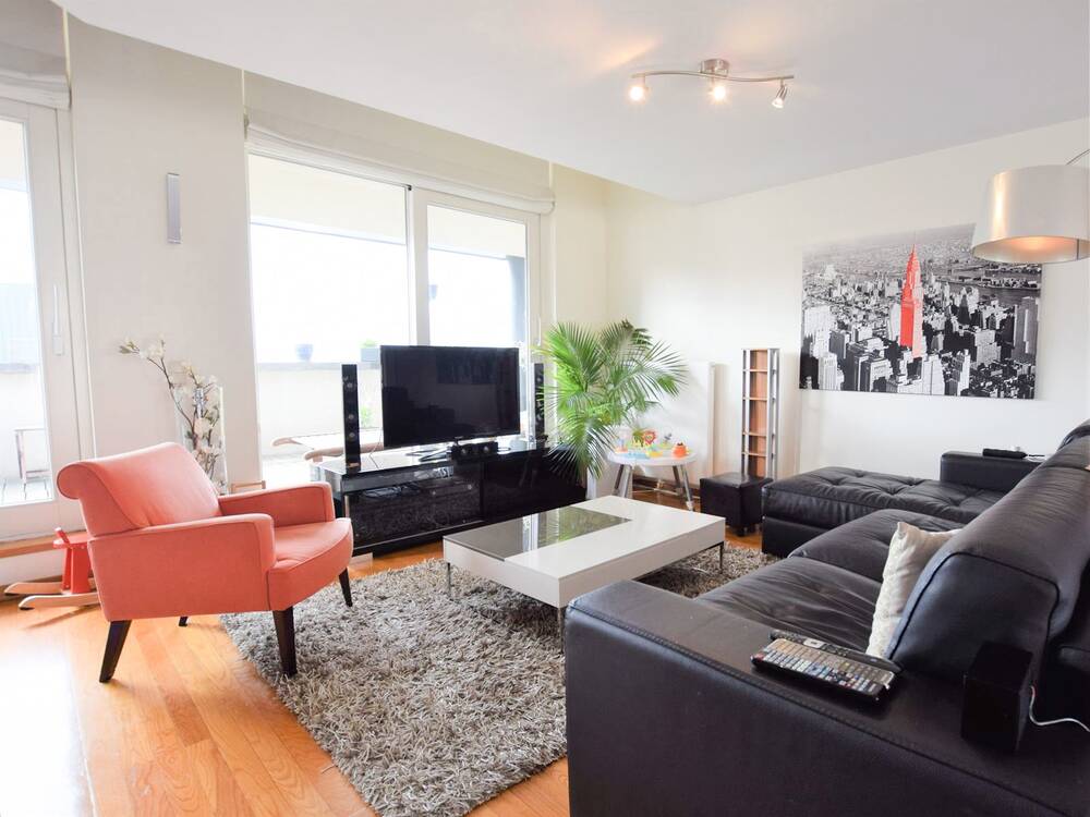 Triplex à louer à Bruxelles 1000 2250.00€ 3 chambres 160.00m² - annonce 527250