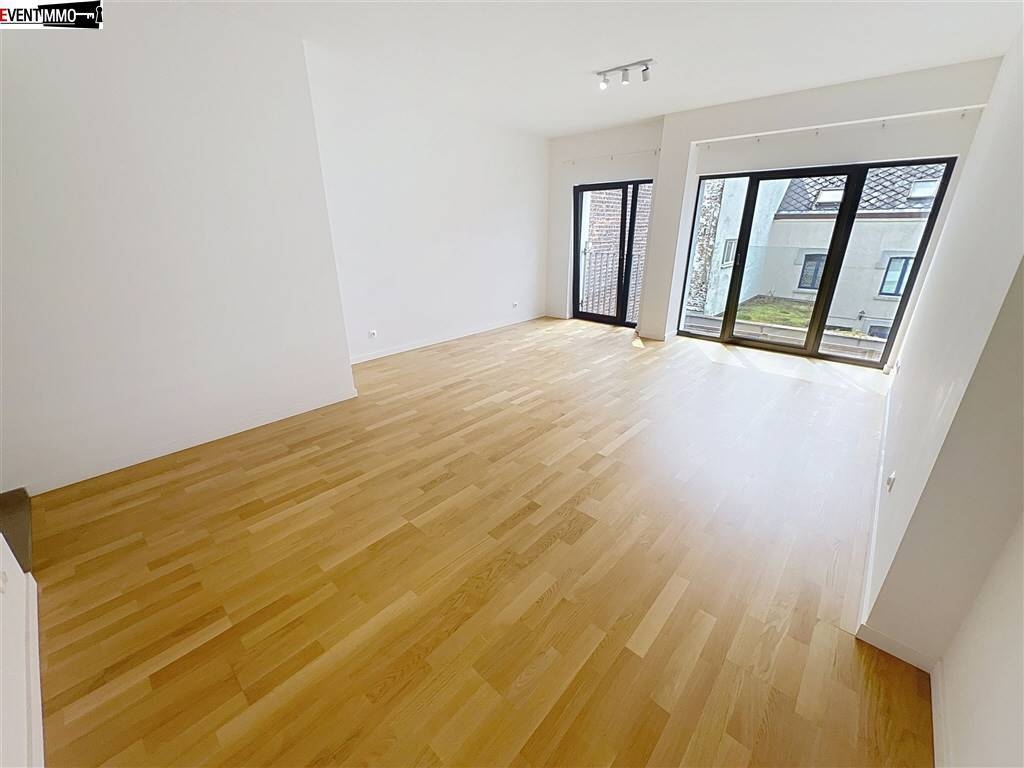 Appartement te huur in Schaarbeek 1030 1550.00€ 2 slaapkamers 100.00m² - Zoekertje 528281