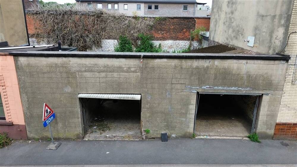 Parking / garage à vendre à Châtelet 6200 93000.00€ chambres m² - annonce 525236