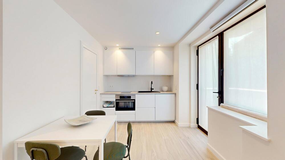 Studio te huur in Sint-Lambrechts-Woluwe 1200 750.00€ 0 slaapkamers 32.00m² - Zoekertje 527332