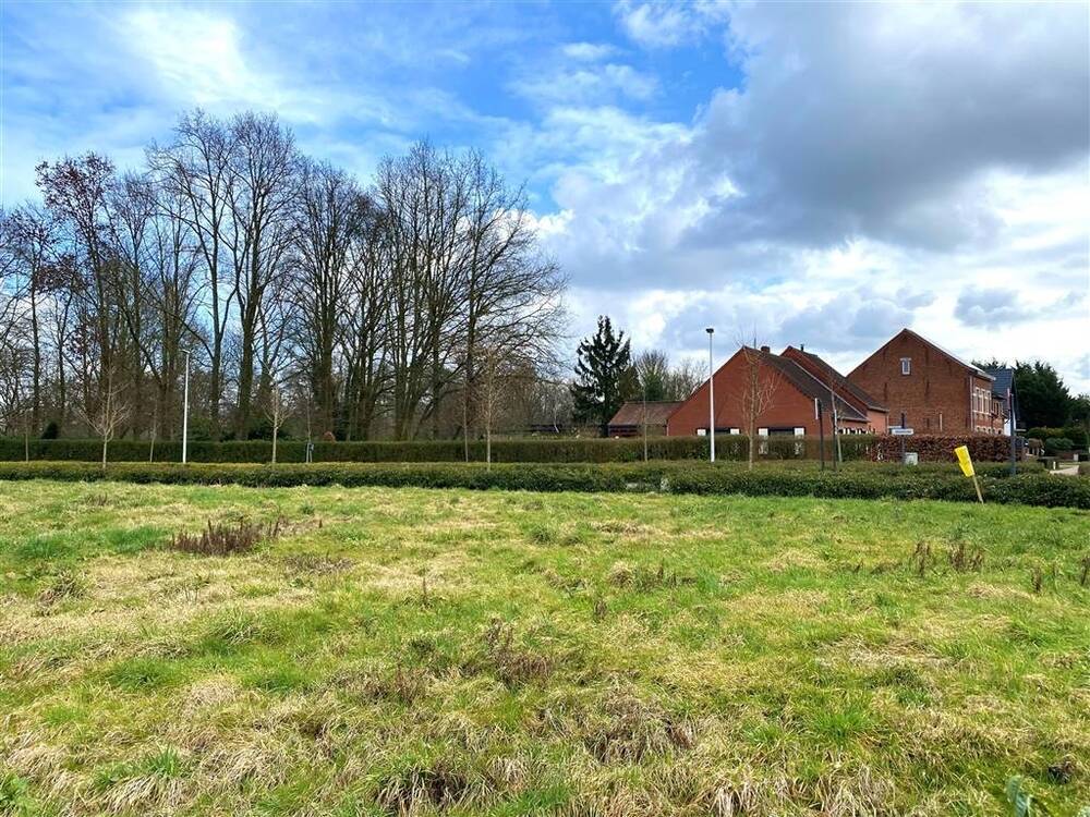 Grond te koop in Vorst 2430 149000.00€ slaapkamers m² - Zoekertje 525680