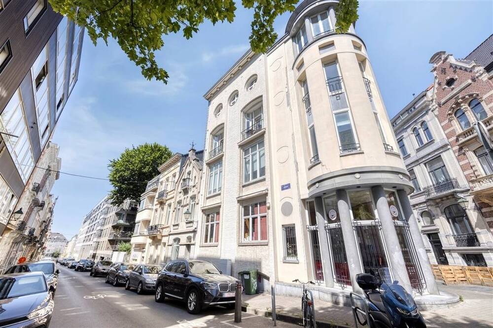 Appartement te koop in Sint-Gillis 1060 355000.00€ 2 slaapkamers 95.00m² - Zoekertje 527716