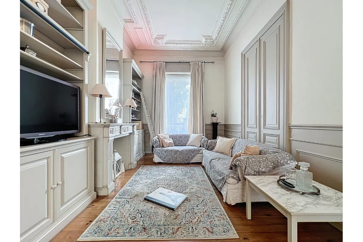 Rez-de-chaussée à louer à Saint-Gilles 1060 1980.00€ 2 chambres 100.00m² - annonce 526513