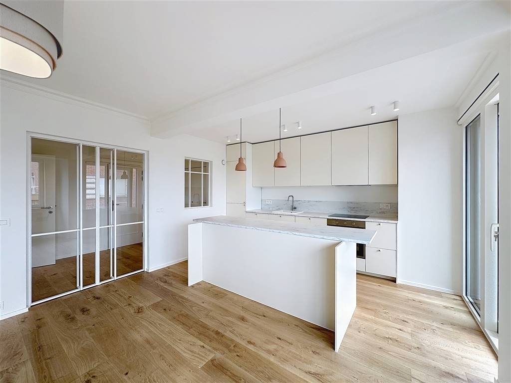 Appartement te huur in Schaarbeek 1030 1450.00€ 2 slaapkamers 93.00m² - Zoekertje 527671