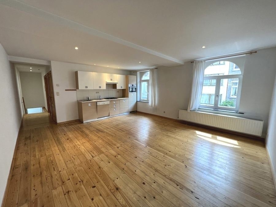 Appartement à louer à Woluwe-Saint-Lambert 1200 1050.00€ 1 chambres 75.00m² - annonce 527604