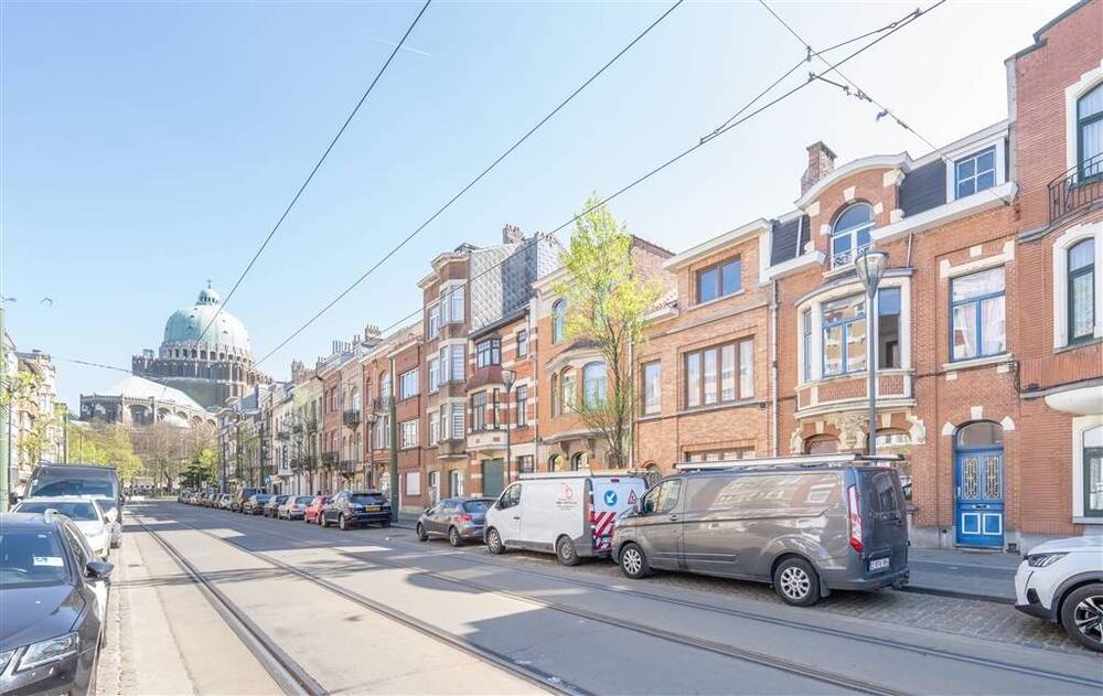 Huis te koop in Koekelberg 1081 429000.00€ 4 slaapkamers 238.00m² - Zoekertje 527646