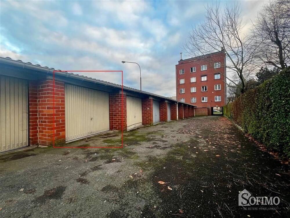 Parking & garage te koop in Roeselare 8800 22000.00€ slaapkamers m² - Zoekertje 528578
