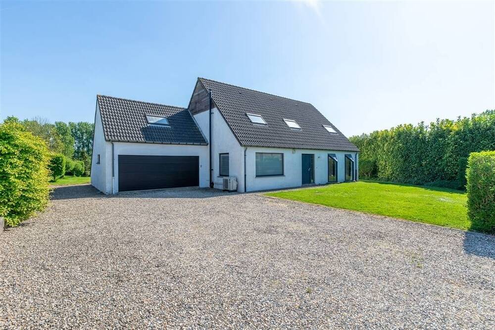 Villa te koop in Ophasselt 9500 449000.00€ 4 slaapkamers 229.00m² - Zoekertje 528800