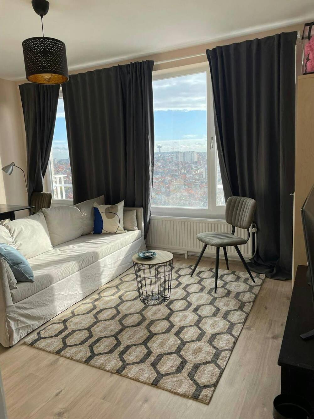 Appartement à louer à Saint-Josse-ten-Noode 1210 850.00€ 1 chambres 30.00m² - annonce 529422