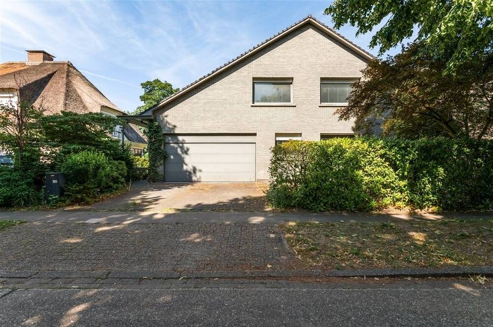 Villa te koop in Merksem 2170 750000.00€ 4 slaapkamers 385.00m² - Zoekertje 528487