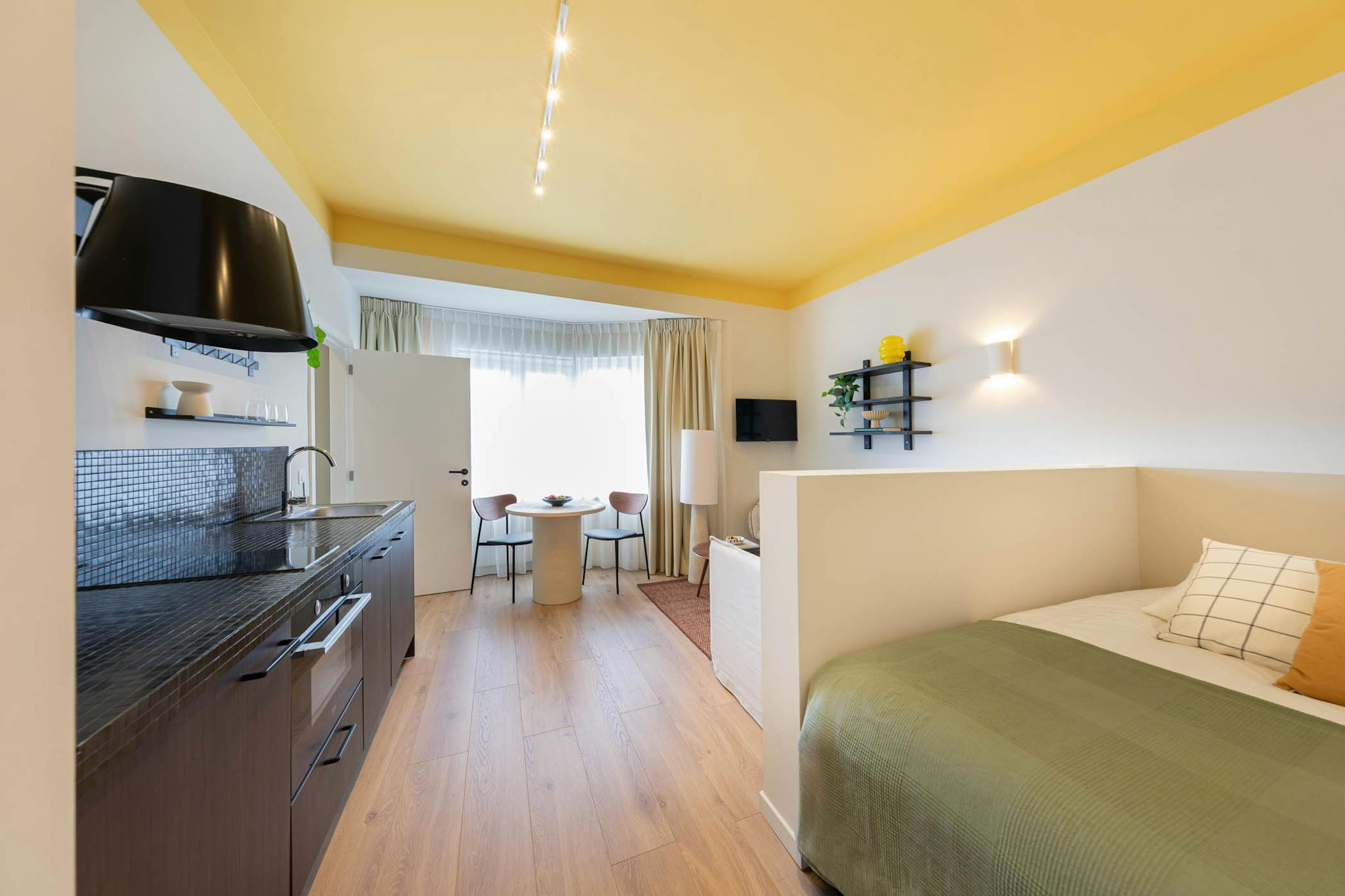 Appartement te  huur in Etterbeek 1040 1100.00€ 0 slaapkamers 35.00m² - Zoekertje 736218