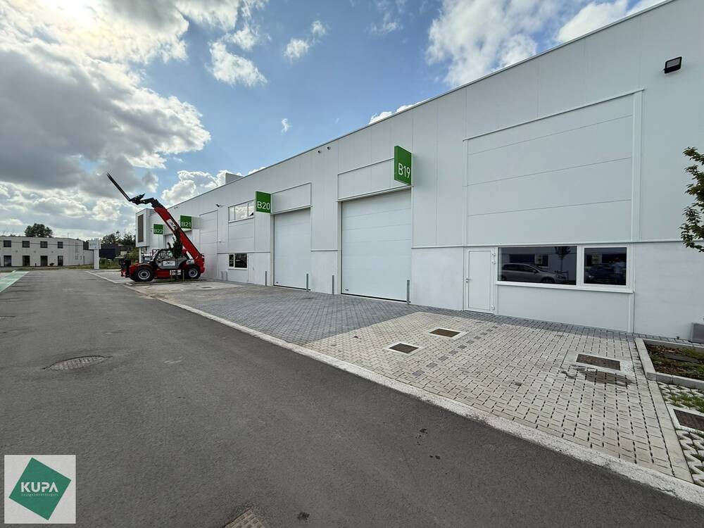 Handelszaak te huur in Evergem 9940 1170.00€ slaapkamers 216.00m² - Zoekertje 529817