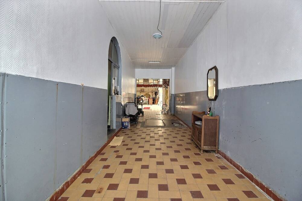 Huis te koop in Anderlecht 1070 550000.00€ 6 slaapkamers 310.00m² - Zoekertje 530134
