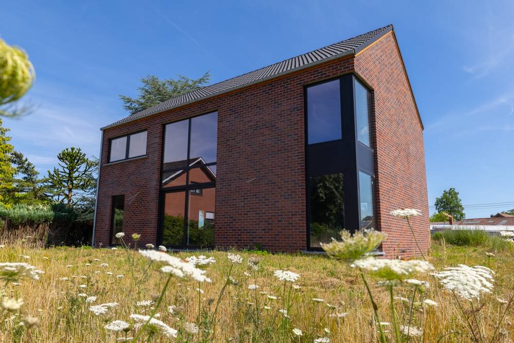 Villa te koop in Wiers 7608 289000.00€ 3 slaapkamers 180.00m² - Zoekertje 529874