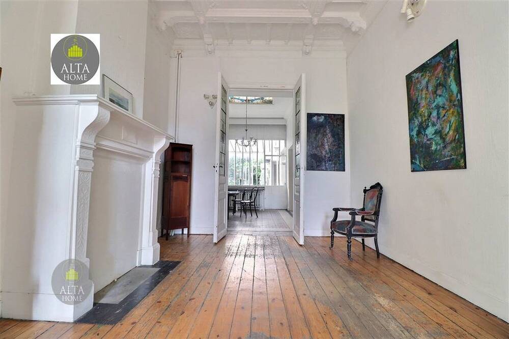 Huis te  in Brussel 1000 800000.00€ 5 slaapkamers 380.00m² - Zoekertje 530071