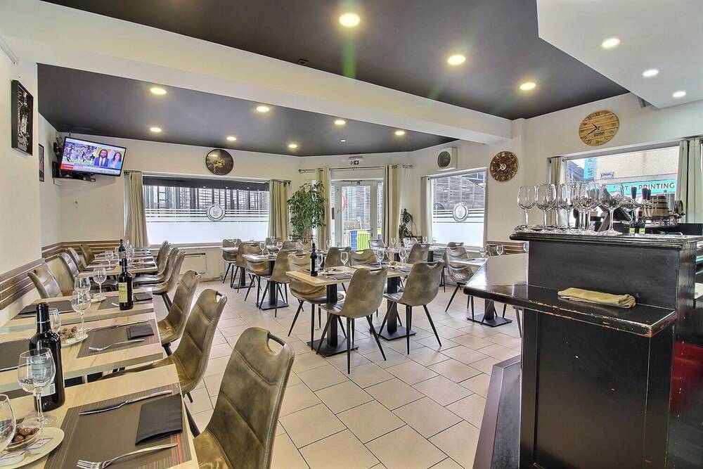 Commerce à vendre à Forest 1190 279000.00€ chambres 104.00m² - annonce 530157