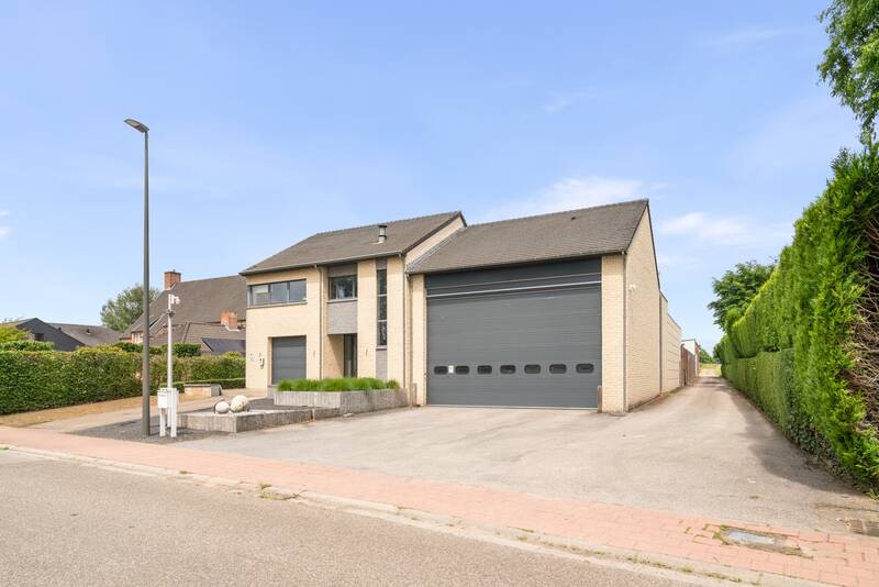 Villa te koop in Grimbergen 1850 1550000.00€ 3 slaapkamers 1897.00m² - Zoekertje 529783