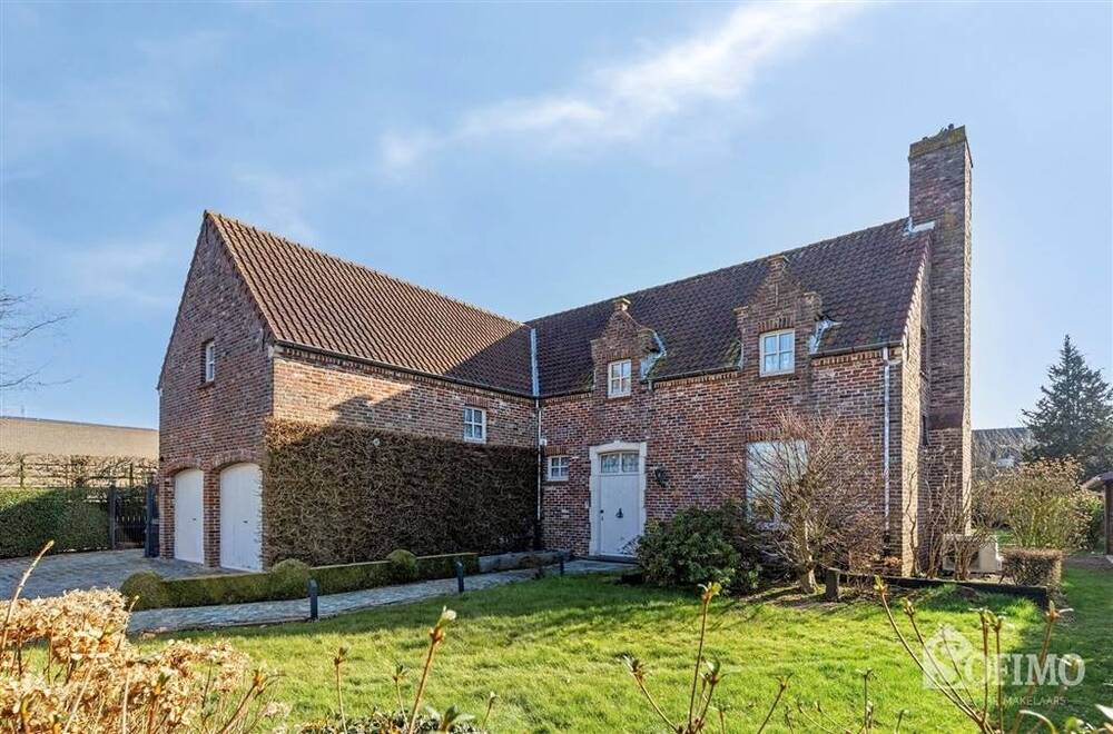 Villa te koop in Rumbeke 8800 675000.00€ 5 slaapkamers 265.00m² - Zoekertje 529709