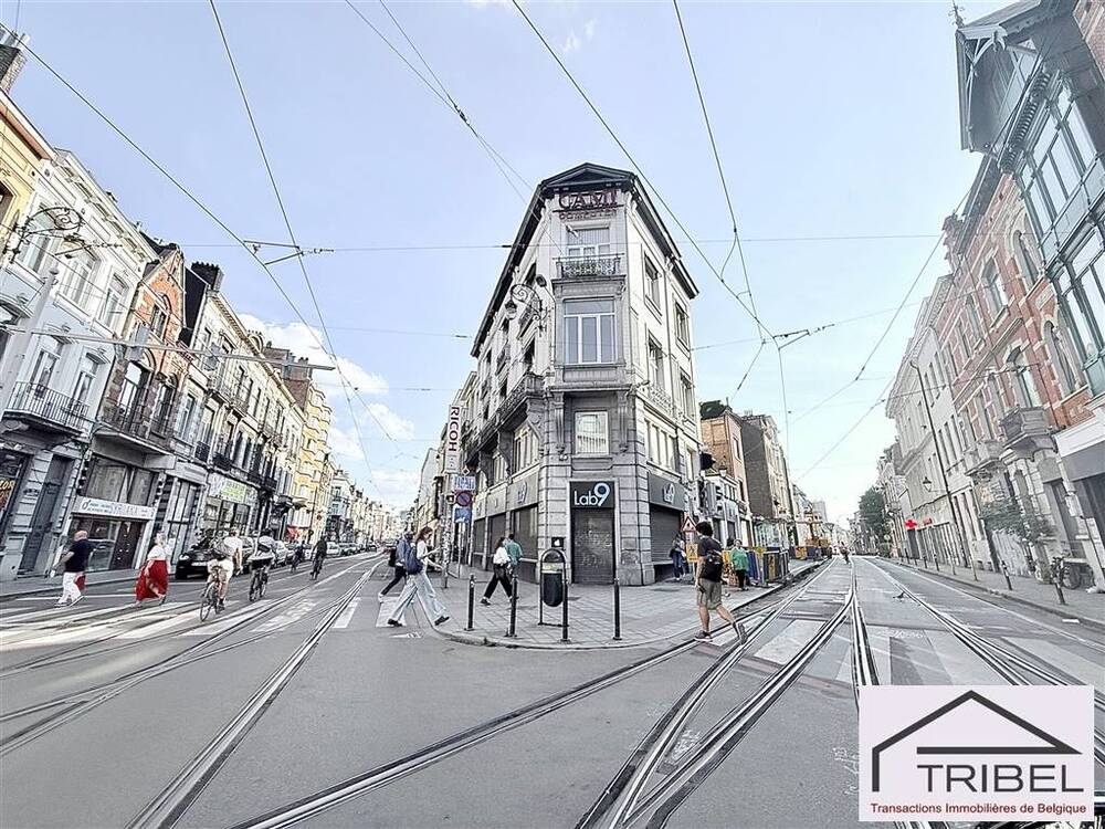 Commerce à louer à Ixelles 1050 1900.00€ chambres 200.00m² - annonce 531138