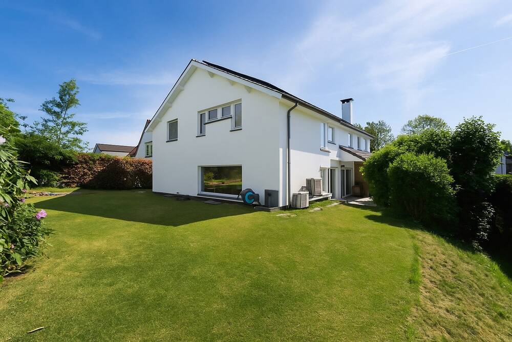 Villa te koop in Waterloo 1410 820000.00€ 5 slaapkamers 300.00m² - Zoekertje 530674