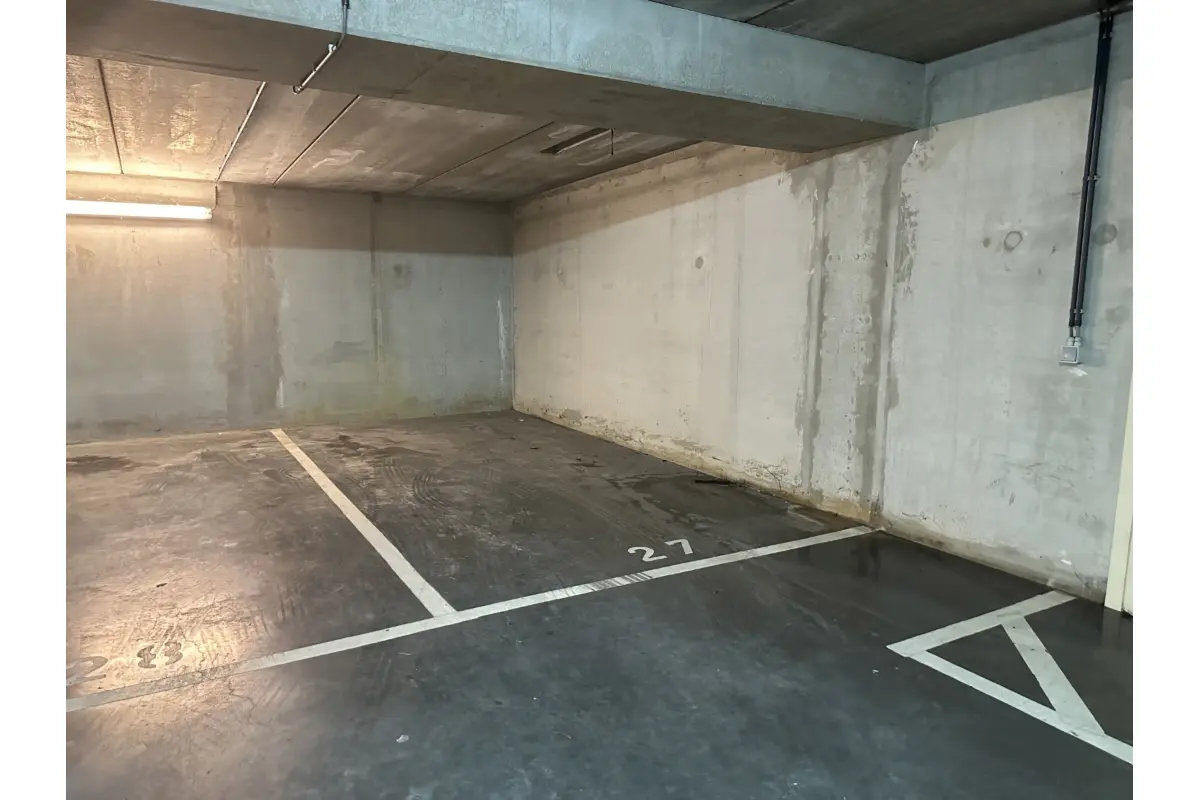 Parking / garage à louer à Schaerbeek 1030 100.00€  chambres m² - annonce 531119