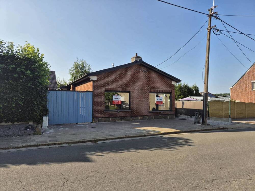 Bungalow te  huur in Serskamp 9260 950.00€ 3 slaapkamers 148.00m² - Zoekertje 530718