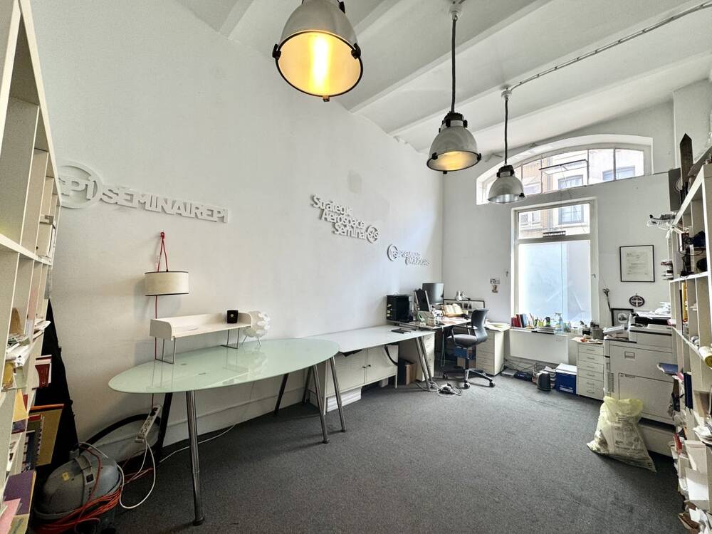 Commerce à louer à Ixelles 1050 600.00€ chambres 20.00m² - annonce 531107