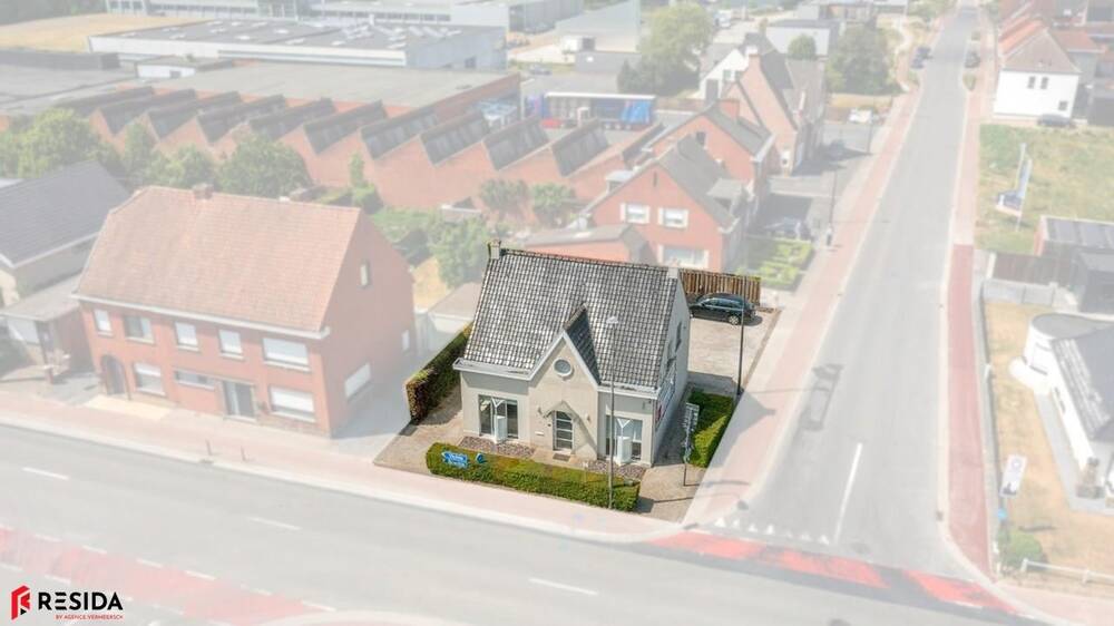 Villa te koop in Waregem 8790 349000.00€ slaapkamers m² - Zoekertje 530408