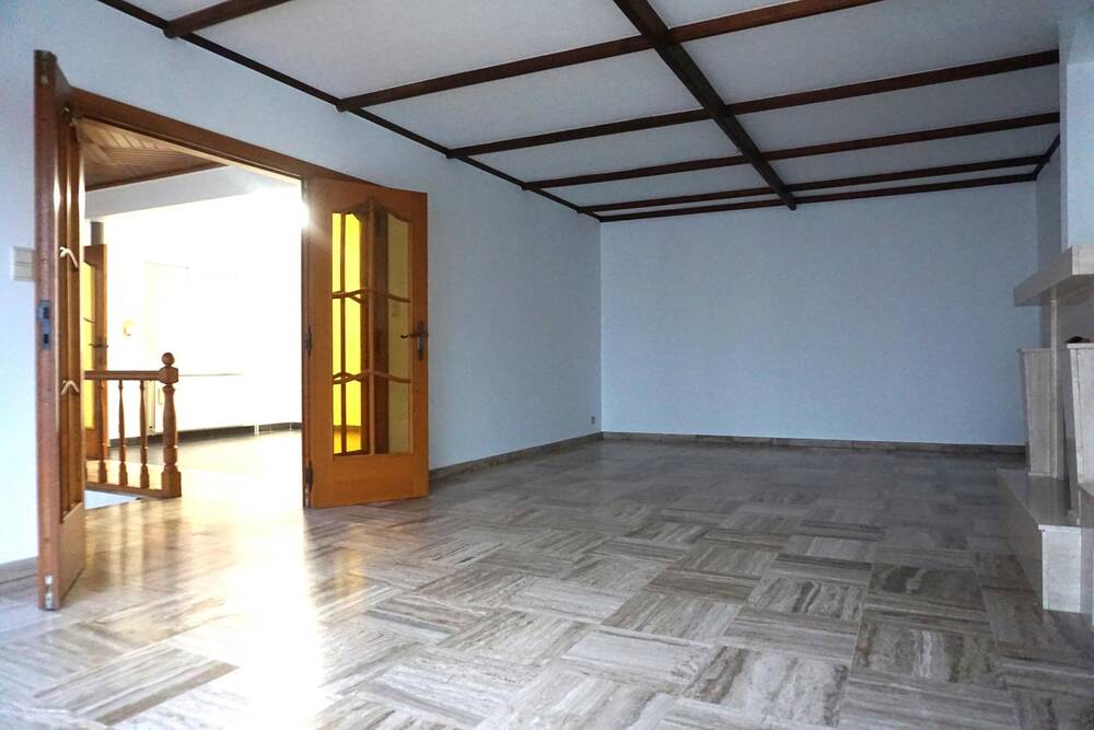 Maison à louer à Chapelle-lez-Herlaimont 7160 950.00€ 3 chambres 160.00m² - annonce 531367