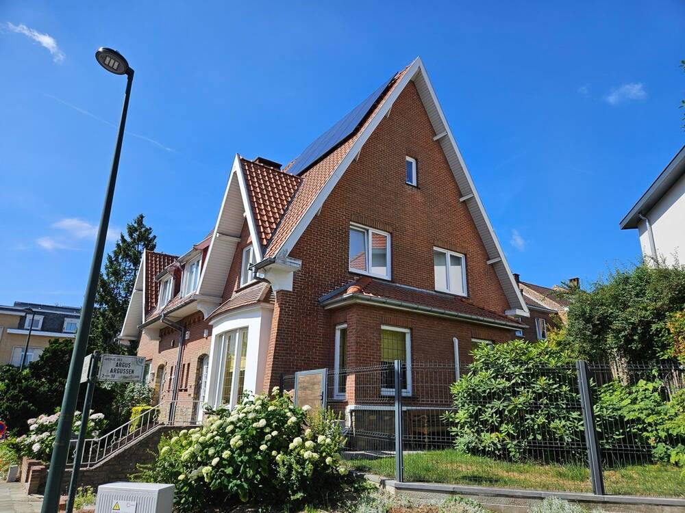 Maison à louer à Auderghem 1160 2800.00€ 4 chambres 185.00m² - annonce 531269