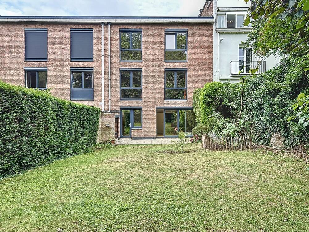 Huis te huur in Ukkel 1180 4000.00€ 6 slaapkamers 330.00m² - Zoekertje 532089