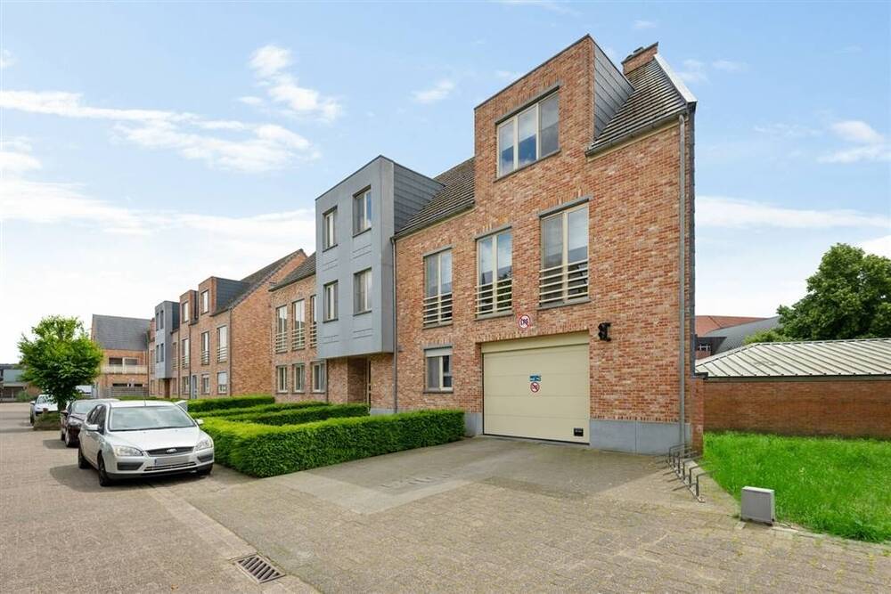 Parking & garage te  huur in Kasterlee 2460 75.00€  slaapkamers m² - Zoekertje 533880