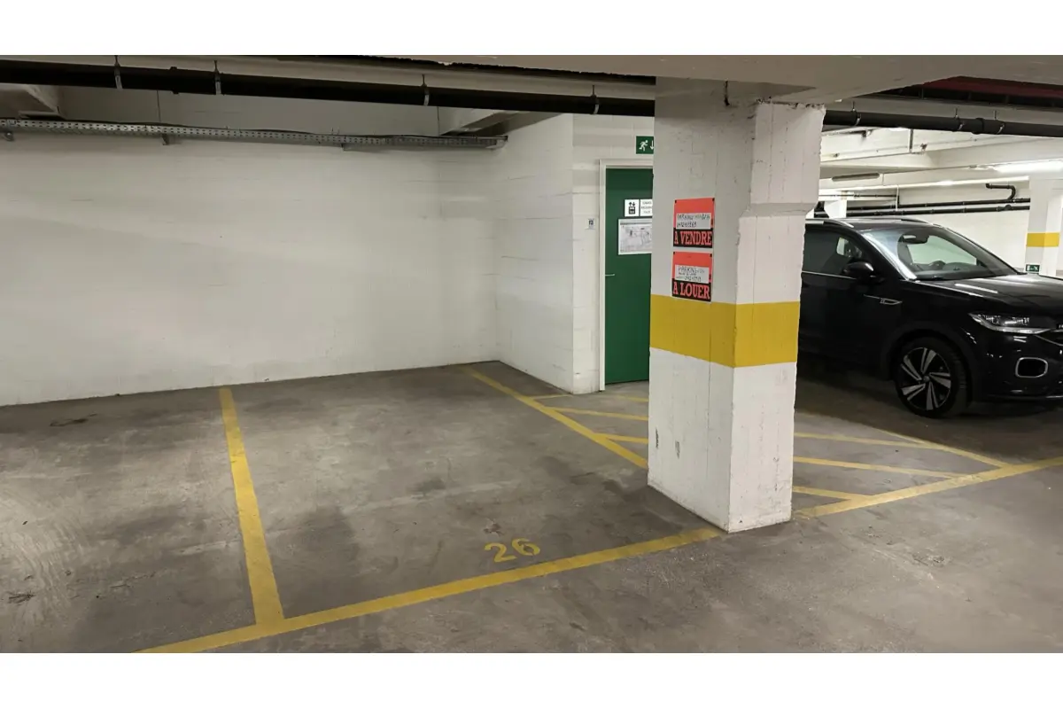 Parking / garage à vendre à Woluwe-Saint-Pierre 1150 25000.00€  chambres m² - annonce 534560