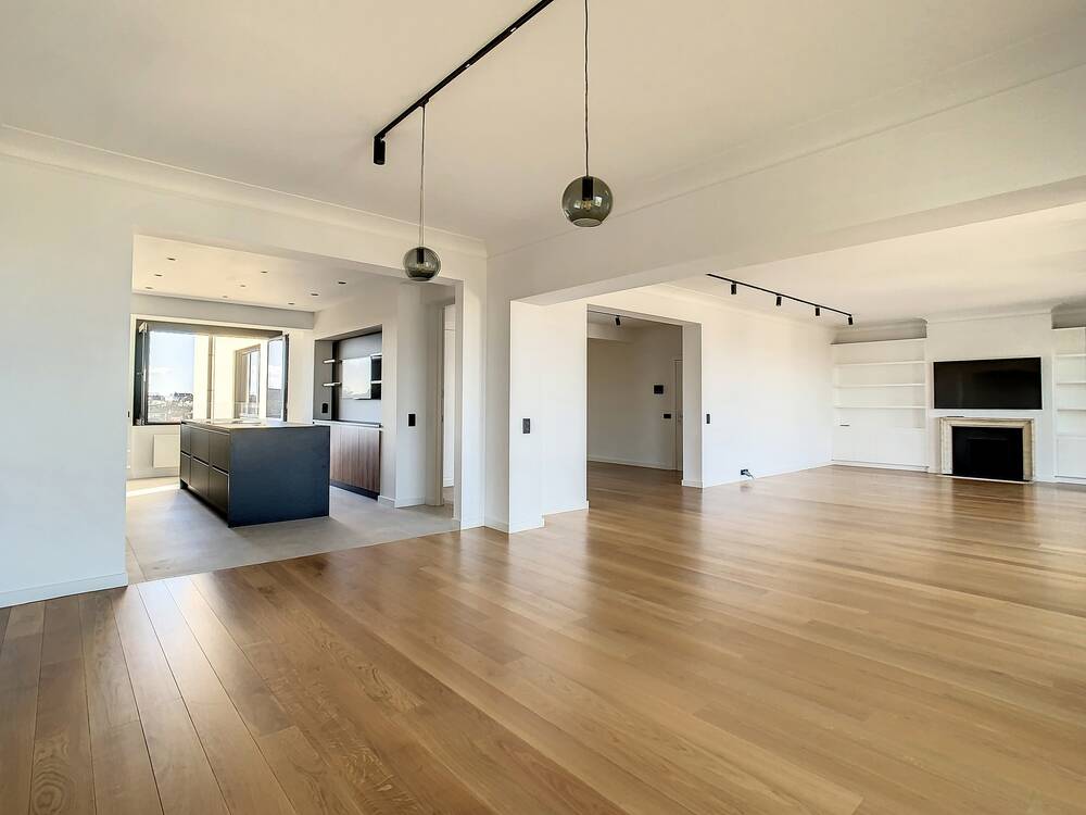 Appartement te  in Elsene 1050 2850.00€ 3 slaapkamers 200.00m² - Zoekertje 534067